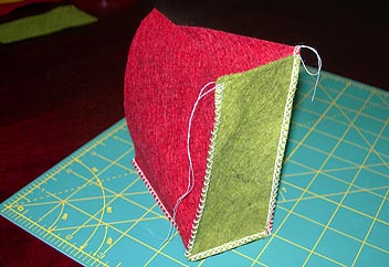 Как сделать подарочный пакет из ткани