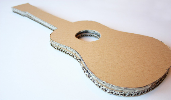 Гитара из картона