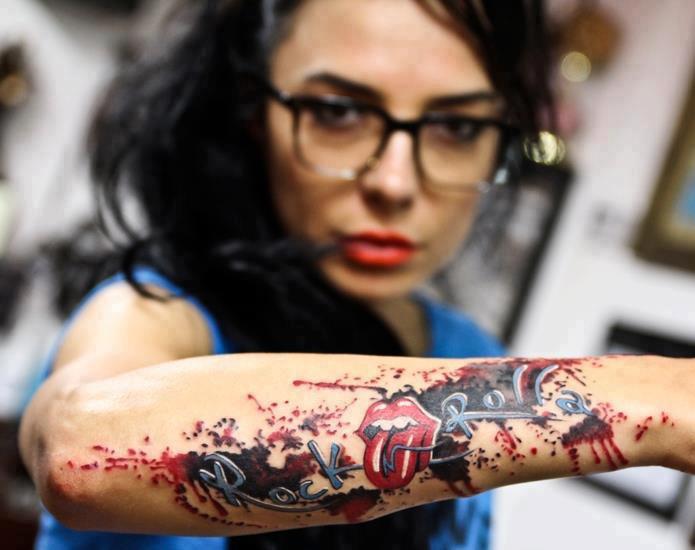 Татуировки на руке для  девушек: эскизы