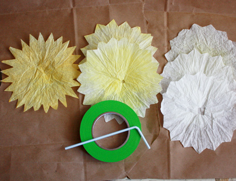 Изготовление цветов из гофрированной бумаги